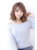 ミディアムゆるカールベージュ