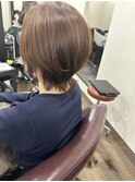 後頭部ふんわり丸みレイヤー大人女性向け上品ショート_435