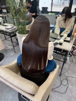 シシ 新宿(She 2.)&nbsp;艶髪ロング/最新トレンド/人気急上昇中/韓国風/ヨシンモリ