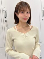 アイユー(ii+U)&nbsp;大人ボブ　レイヤー　外ハネボブ