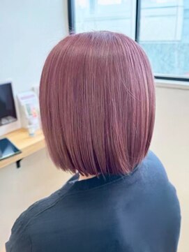モーラ 鳳店(MOLLA) 艶感ローズピンク×切りっぱなしミニボブ【鳳】