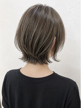 グラビートーキョー(GRABY tokyo) 丸みくびれショートボブ