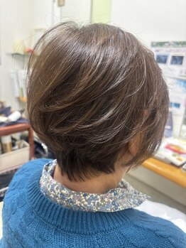 美容室ピュアの写真/天然由来のヴィラロドラカラーで髪に優しく！白髪染めにも対応しています。