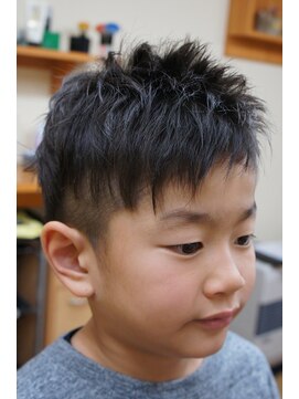 カプリヘアーデザイン(Capri Hair design) ツーブロックアシンメトリー☆キッズスタイル