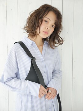 ビィシャイン 社店 愛されウエービーボブ