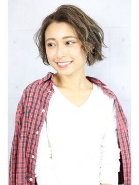 ルチア(Lucia) Ｌｕｃｉａパーマスタイル