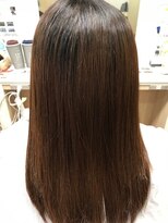 イチゴ ICH GO 生田店&nbsp;クセと広がりダメージからツヤサラストレートへ