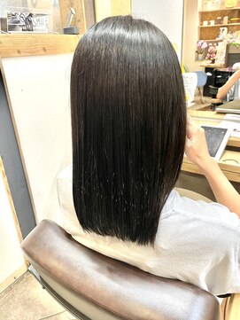 ザ ライト バイ アストレア(The Light by Astraea) 艶縮毛矯正