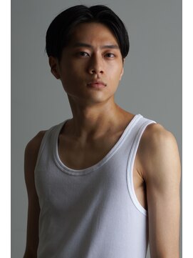 にもう ツーブロックマッシュウルフコンマヘア