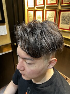 ヒロギンザバーバーショップ 大宮店(HIRO GINZA BARBER SHOP) ミルクティーカラー メンズ 大宮 埼玉