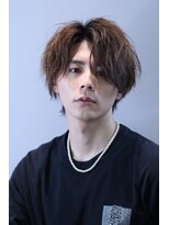 コンフィデンス メンズヘアー(confidence MEN'S HAIR) 前下がりセンターパート　スパイラルパーマ