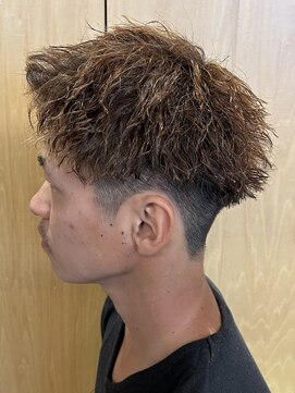 ニアウ 伊勢崎連取店(Niau) メンズマッシュパーマツイストスパイラルパーマ波巻きパーマ