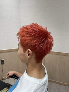 アンドチル(And Chill) スパイキーショート×レッドカラー