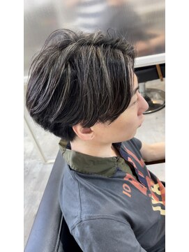 ヘアデザイン ゴドバン(Hair Design Gdobant) メンズ/センターパート/メッシュ