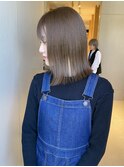 切りっぱなしボブ × ブリーチなしミルクティーベージュ