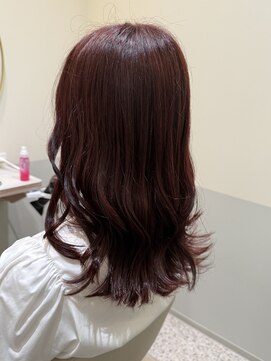 トッカ ヘアアンドトリートメント 難波店 ワンカラーで作る濃いめ発色のピンクブラウン