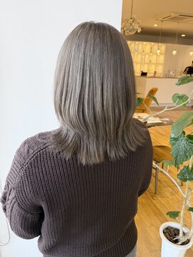 12/12【髪質改善ブリーチ】ヘーゼルベージュ【千代田彩夏】