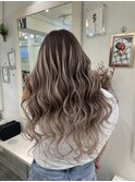 グレージュ×シールハイライト