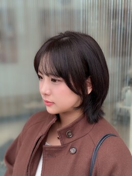 ティーズヘアー(T's HAIR)の写真/小顔に見える、収まりがよくなるシルエットに合わせたカットで美しいフォルムを〈T's HAIR〉で実現!!