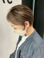 ジービージー(GBG)&nbsp;くびれショートボブ40代50代グレイカラー白髪染め白髪ぼかし
