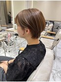 [あやか]柔らかベージュ/ショートヘア