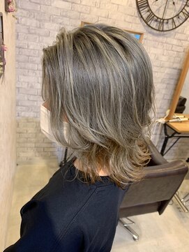 パルフェ ヘアー バイ オーク 九大学研都市(parfait hair byOAK) カーキグレージュ