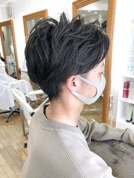 ヘッズ 本八幡店(HEADS) MEN'S HAIR  センターパート　ツイストスパイラル　韓国マッシュ