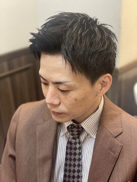 ミリオンバックス 上野(Million Bucks) スキンフェードアップバング