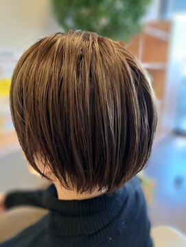 ヘアヌーダ ショートボブ、髪質改善、白髪ぼかし、キッズカット、カット