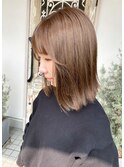 *グレージュ*
