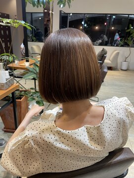 ロカリタ キョウト 千本丸太町店(ROCAReTA kyoto) ぷつっとまとまるボブ