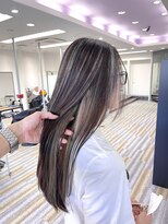 アフューズバイストゥー(Vfuse by StueW)&nbsp;ストレート×ハイライト×ロング[倉敷][岡山][倉敷美容室]