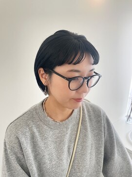オンド(onde) ショートバングの丸みボブ