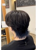 センターパートウルフ