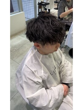 リップス 横浜(LIPPS) 緩めソフツイパーマ