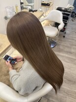 アコレ ミリュー 南草津店(ACCOLE milieu)&nbsp;20代、30代の方おすすめ！やわらかミルクティーベージュ！