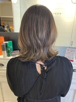 シェノン 赤羽店(CHAINON)&nbsp;アッシュグレージュ外ハネくびれヘアナチュラルグラデーション