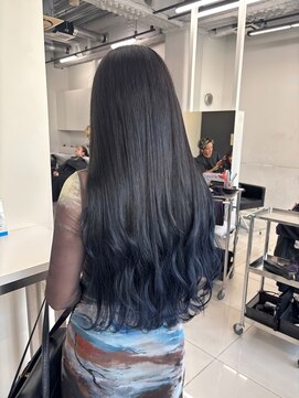 アライブ ハラジュク(ALIVE harajuku) 【ALIVE 夕貴】ブルーグラデーションカラー