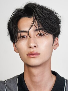 オーシャントーキョーオーバー 渋谷(OCEAN TOKYO OVER) 韓国センターパートコンマバングフェザーパーマニュアンスパーマ