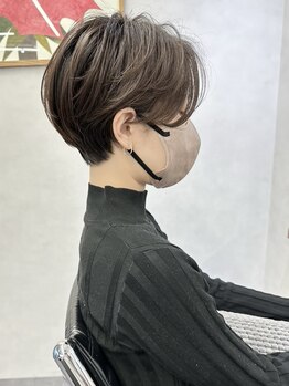オウル(Owll)の写真/「20cm以上切る！」ばっさりカットのオーダー多数★"形を造る""1人1人に似合わせる"繊細な技術に定評◎
