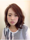 ふんわりミディアムボブ