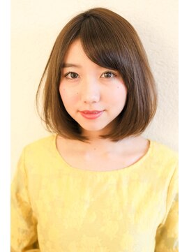 エルサフィロ キタハマ(el zafiro kitahama) 【el zafiro kitahama】肩上シンプルボブ