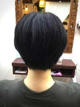パチャールヘアー(PACAR HAIR) ネイビーブラック/ハンサムショート