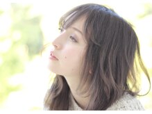 カラーリングにこだわり、最高峰の薬剤により、ダメージレスでなりたい髪色を叶えます。