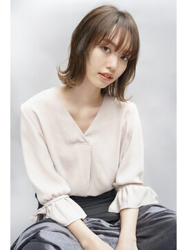 レスピア 銀座中央通り店(Respia) シースルーバングの外ハネミディ【銀座】