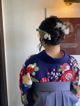 美容室 メザミー MESAMIES 下めシニヨン　ふわゆるアップ　卒業式　結婚式　お呼ばれヘア