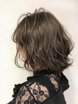 シネマ(CINEMA) ボブ＆透明感カラー