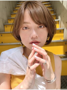 ヴィオットバイサロン(Viot by Salon) 大人かわいい/耳かけショートボブ