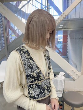 イェッカ(YECCA) シルクグレージュ〇