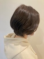 スタジオ アルファプラス 日暮里店(studio α+)&nbsp;ステップボーンカットカットボブショートハイライト白髪ぼかし